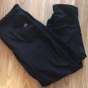 Black Capri stretchy leggings